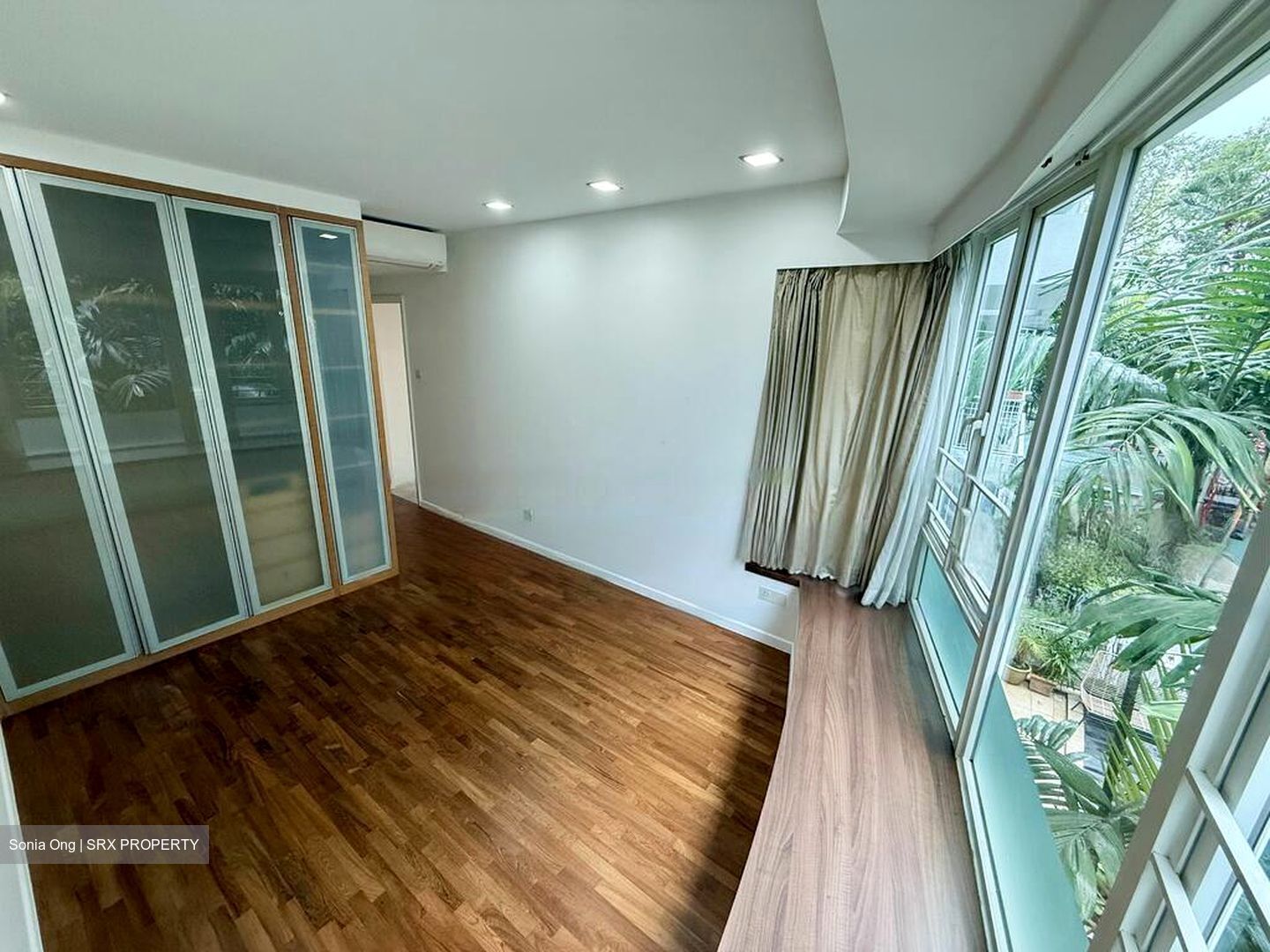 Blossoms @ Woodleigh (D13), Condominium #453785221
